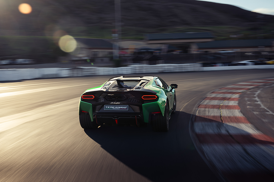 Esperienza Corsa Temerario - Lime Rock Park - 9/10